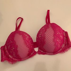 Victoria’s Secret Bombshell Bra